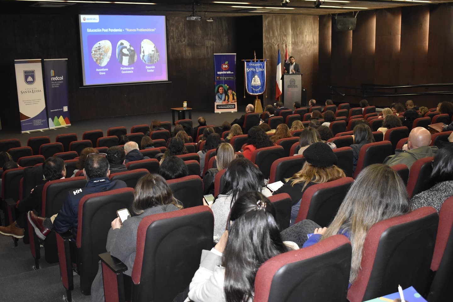 Seminario “Rompiendo el ciclo del ausentismo crónico: estrategias para directores y equipos directivos”